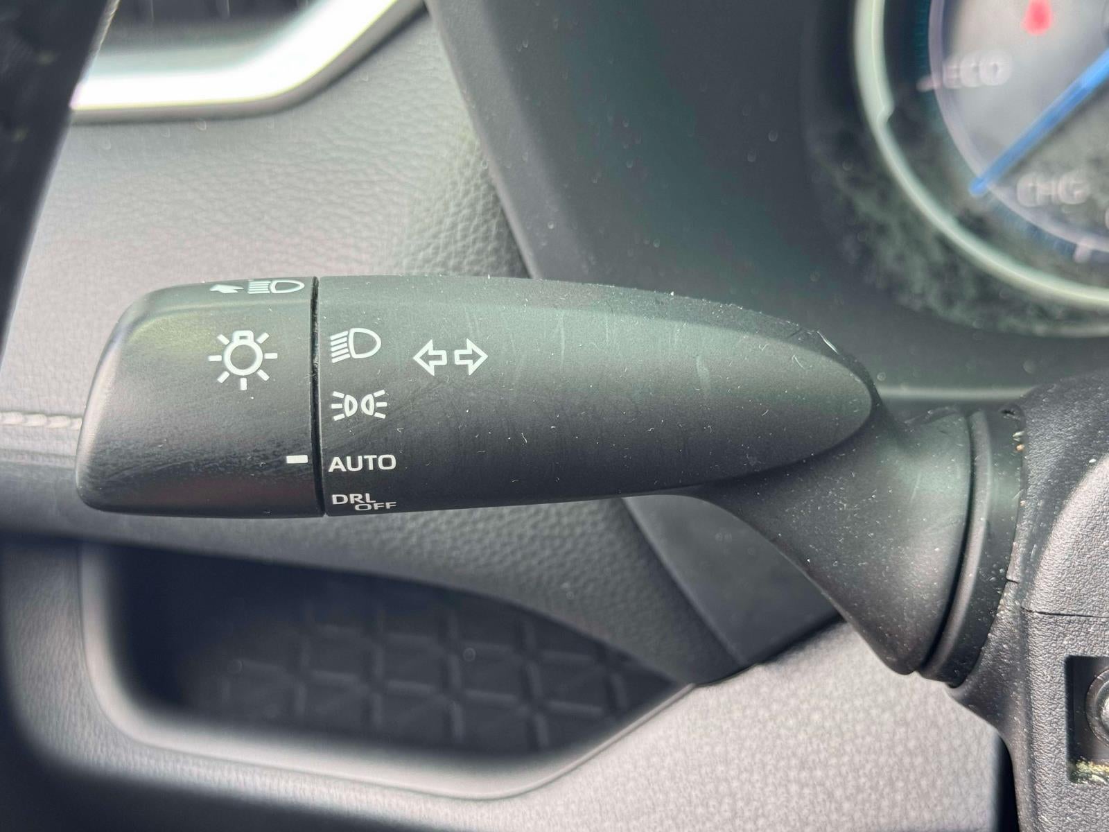 2023 Toyota RAV4 Hybrid XLE AWD (Natl)