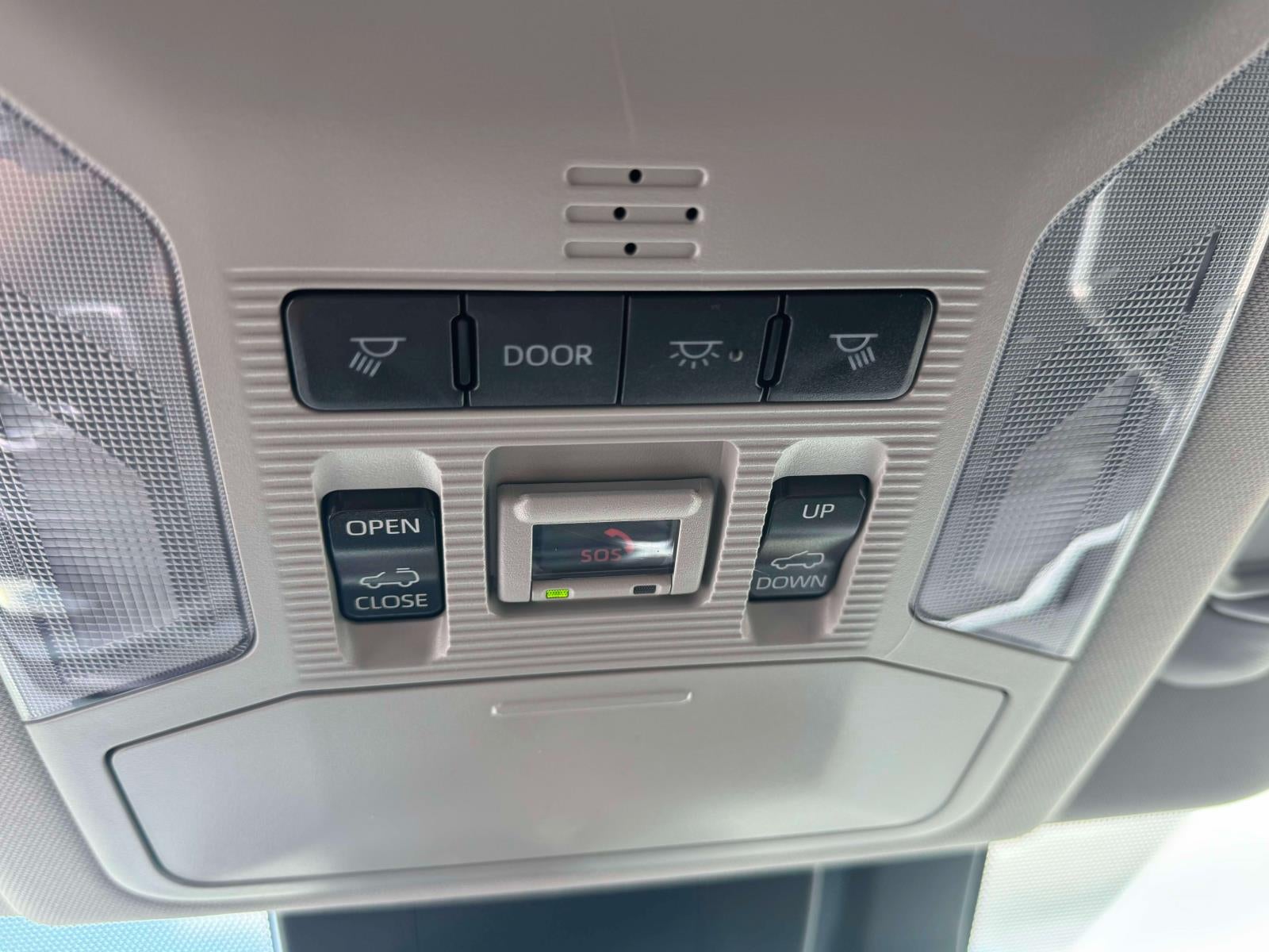 2023 Toyota RAV4 Hybrid XLE AWD (Natl)