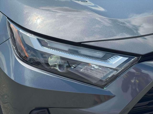 2023 Toyota RAV4 Hybrid XLE AWD (Natl)