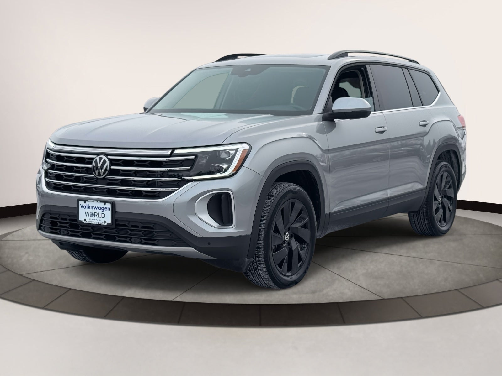 2025 Volkswagen Atlas 2.0T SE