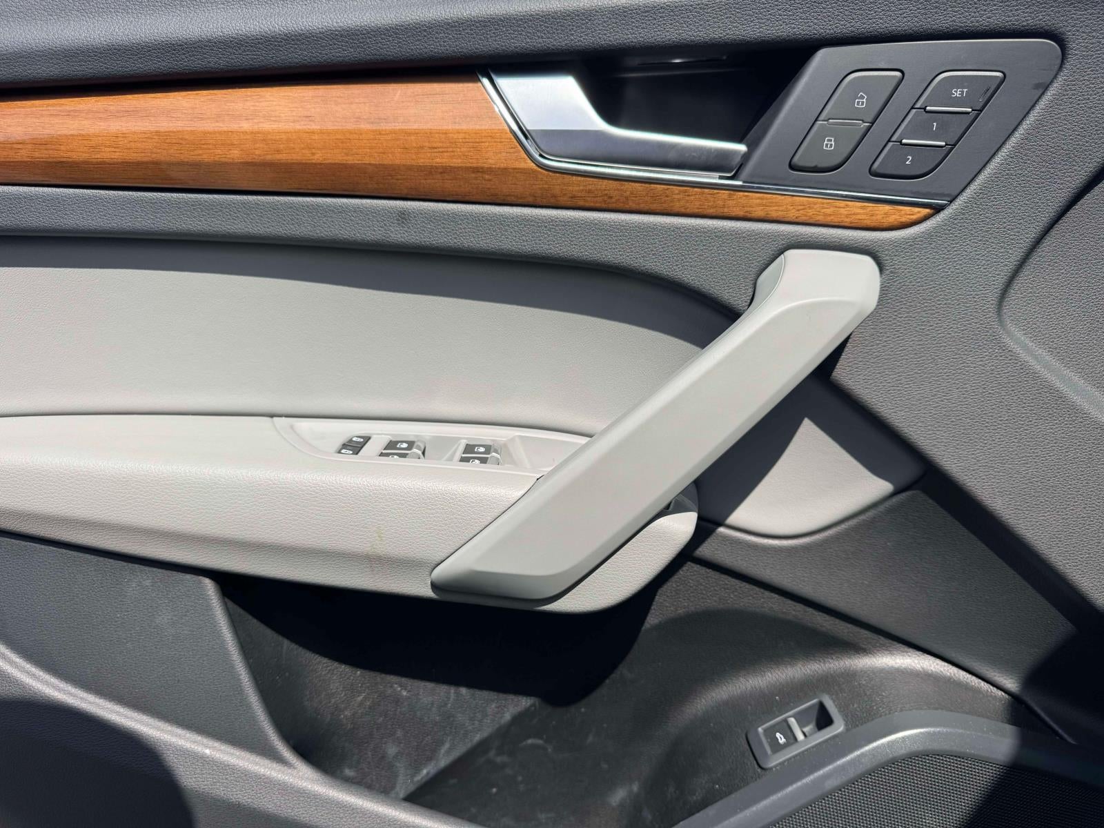 2024 Audi Q5 40 Premium
