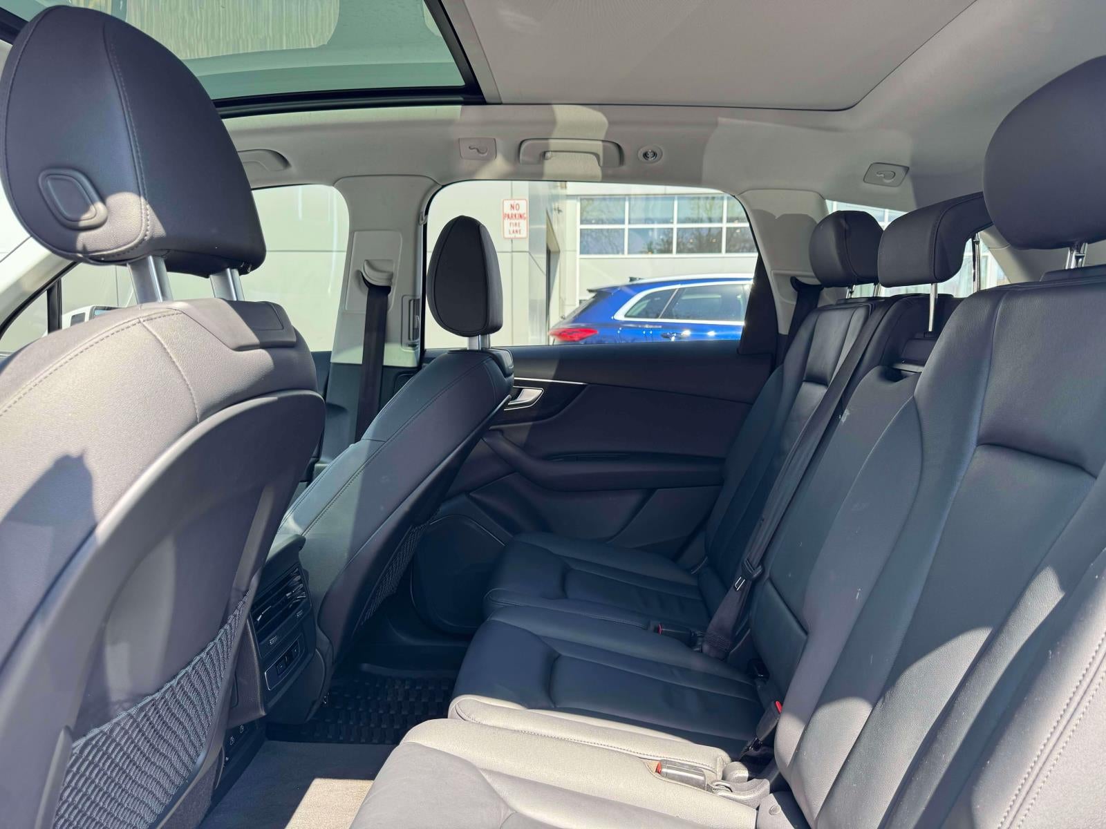 2023 Audi Q7 45 Premium