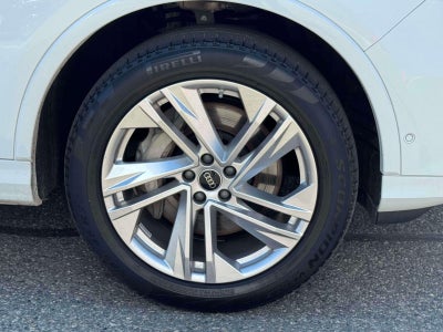 2023 Audi Q7 45 Premium