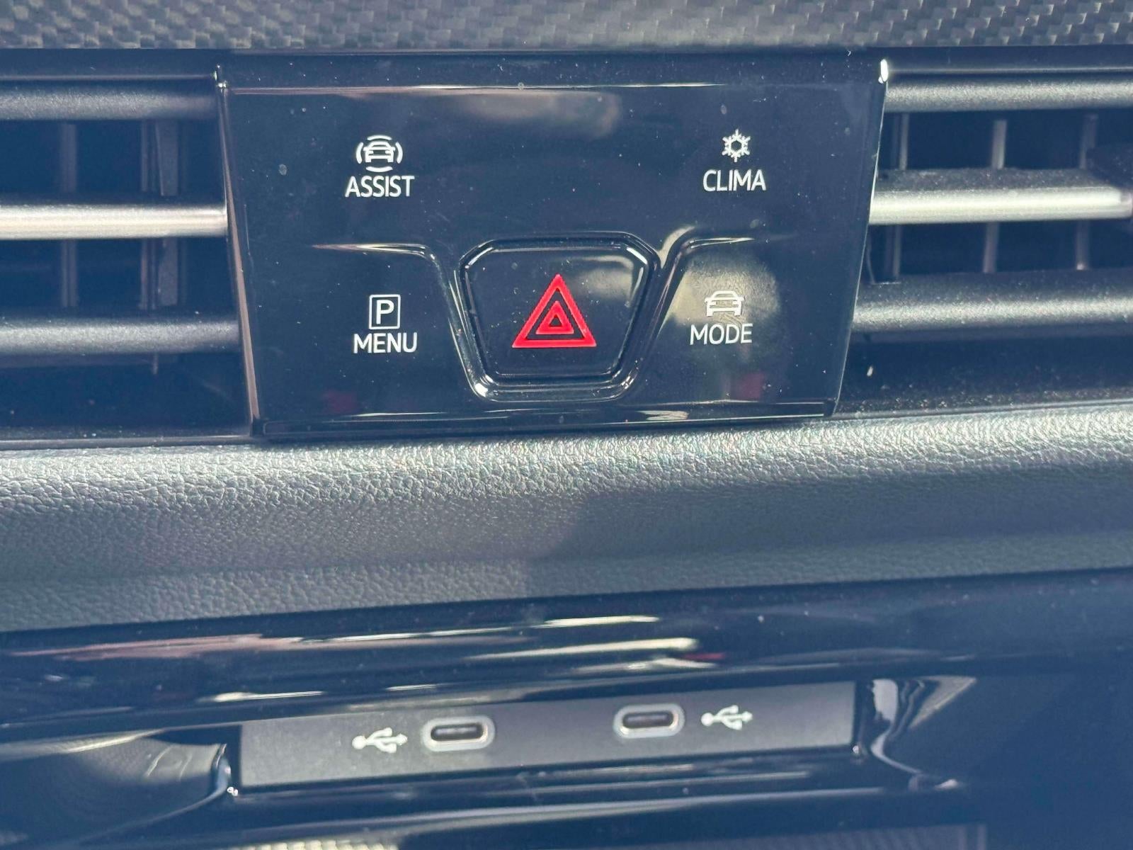 2023 Volkswagen Golf R 2.0T