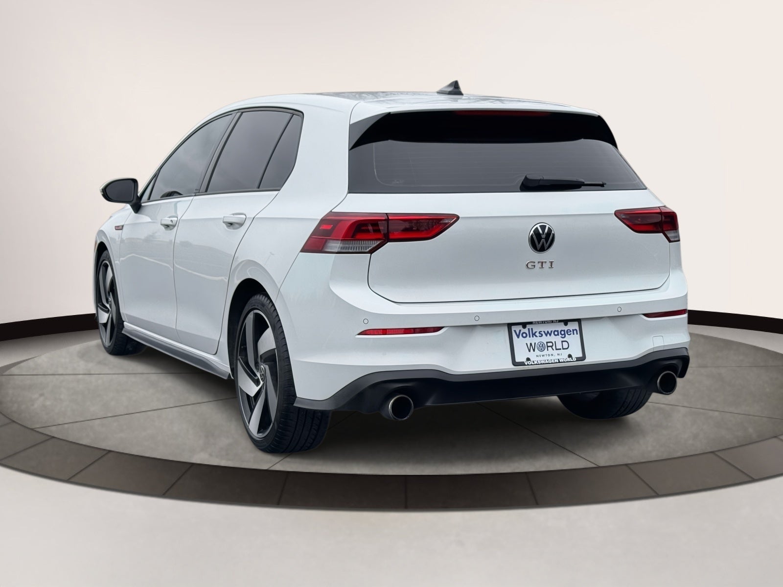 2023 Volkswagen Golf GTI 2.0T S