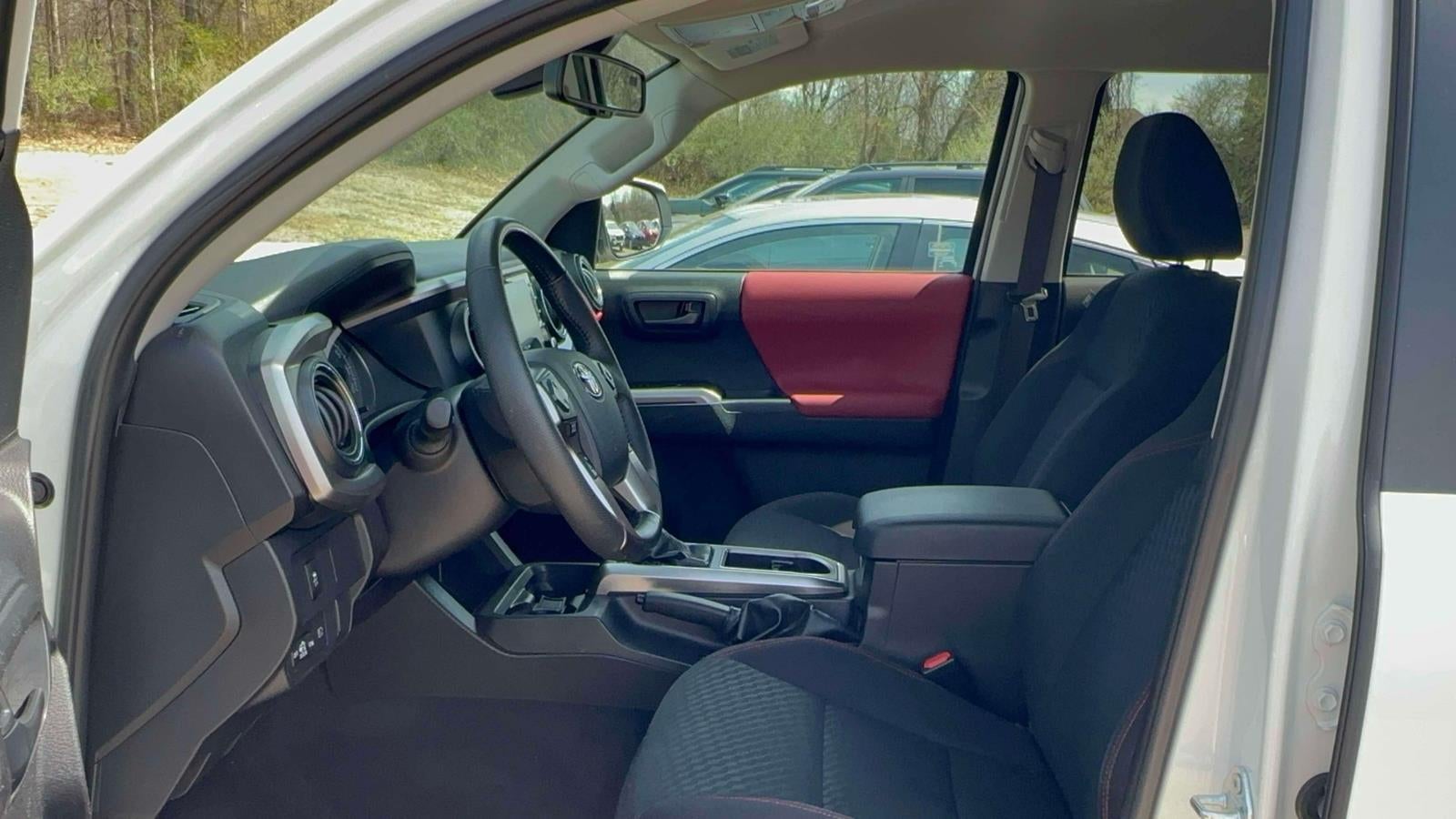 2023 Toyota Tacoma 4WD SR5 Double Cab 5' Bed V6 AT (Natl)