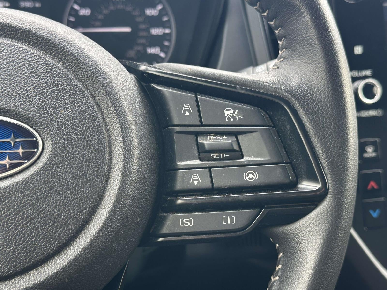 2025 Subaru Forester Premium AWD