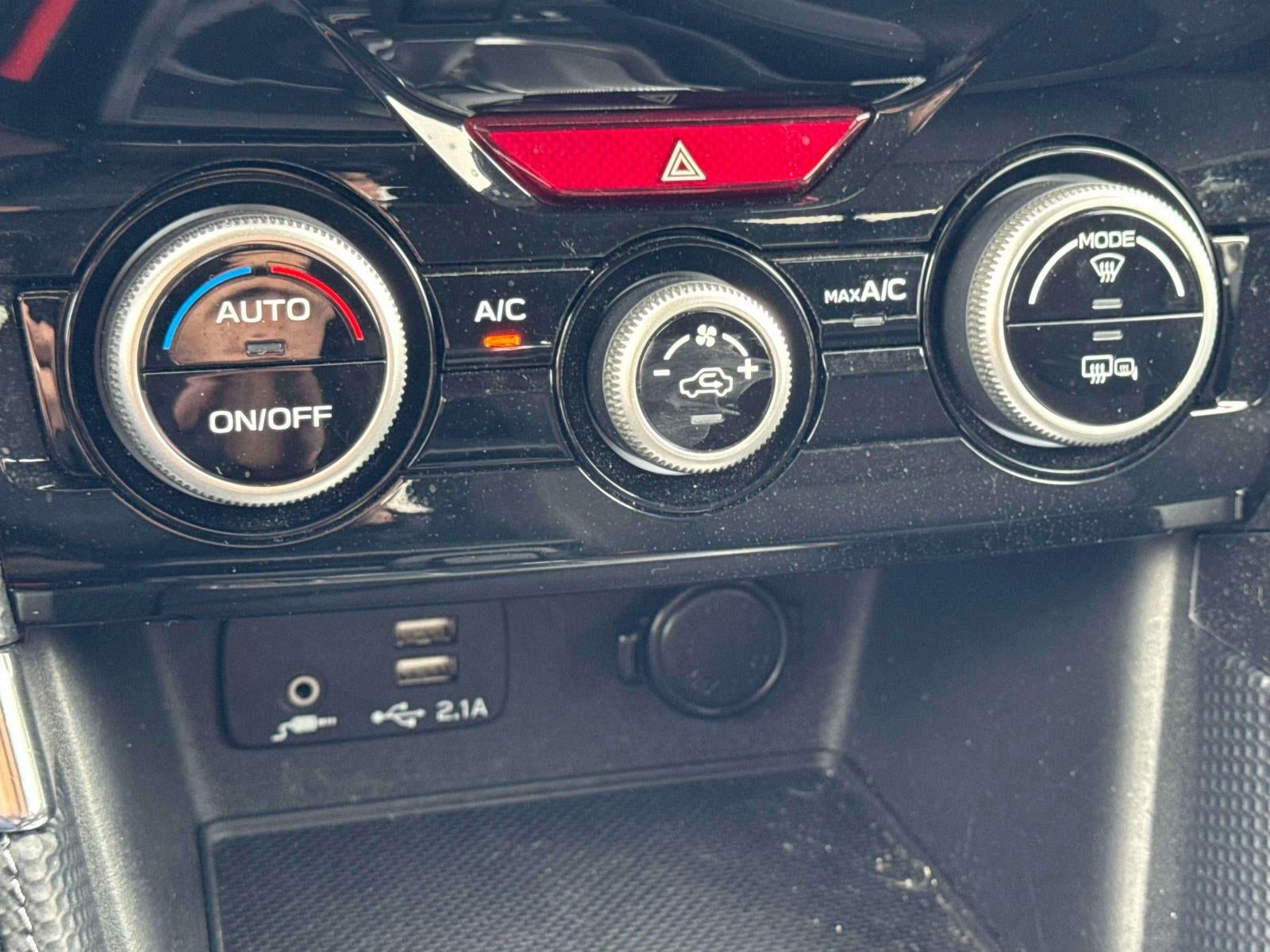 2024 Subaru Forester Premium AWD