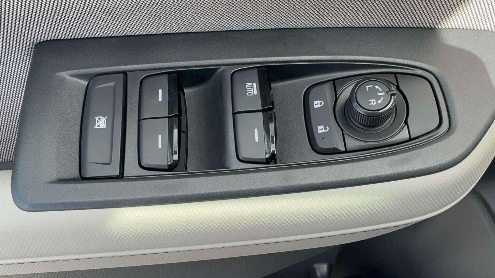 2025 Subaru Forester AWD