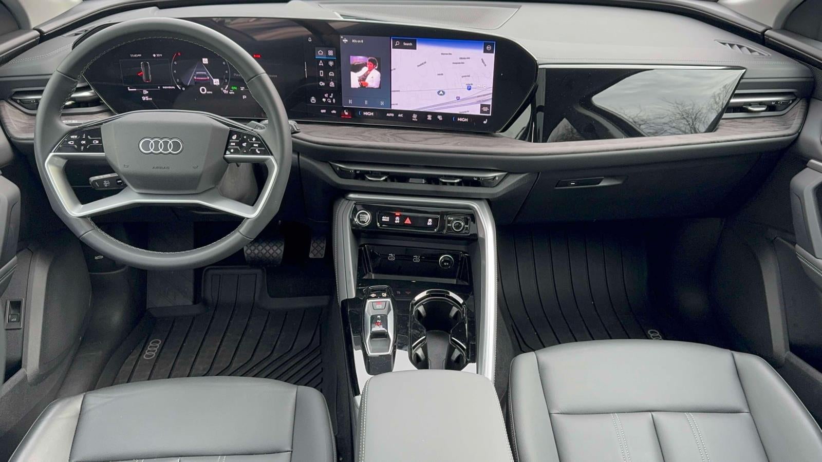 2025 Audi Q5 Premium 2.0 TFSI quattro