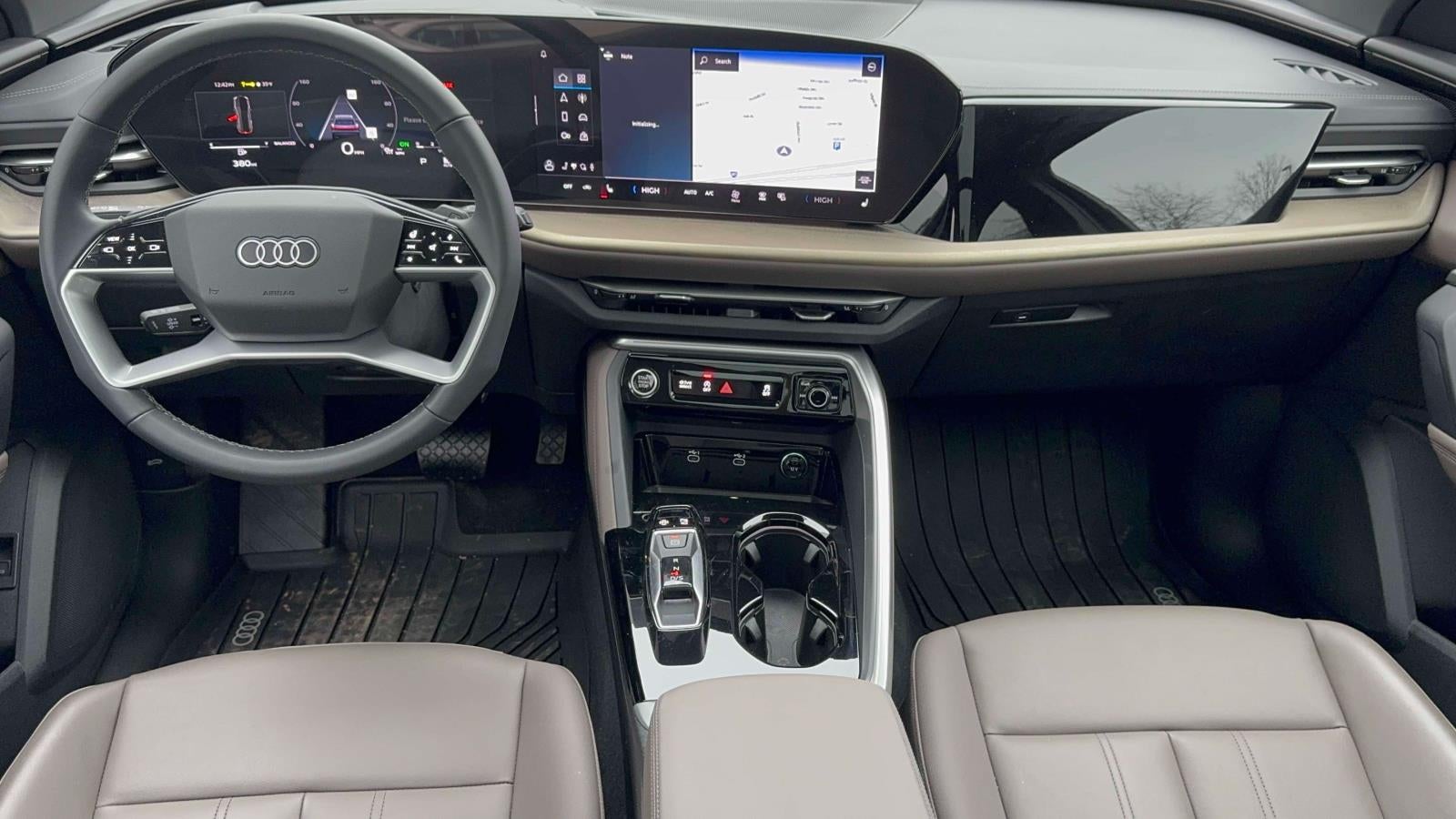 2025 Audi Q5 Premium 2.0 TFSI quattro