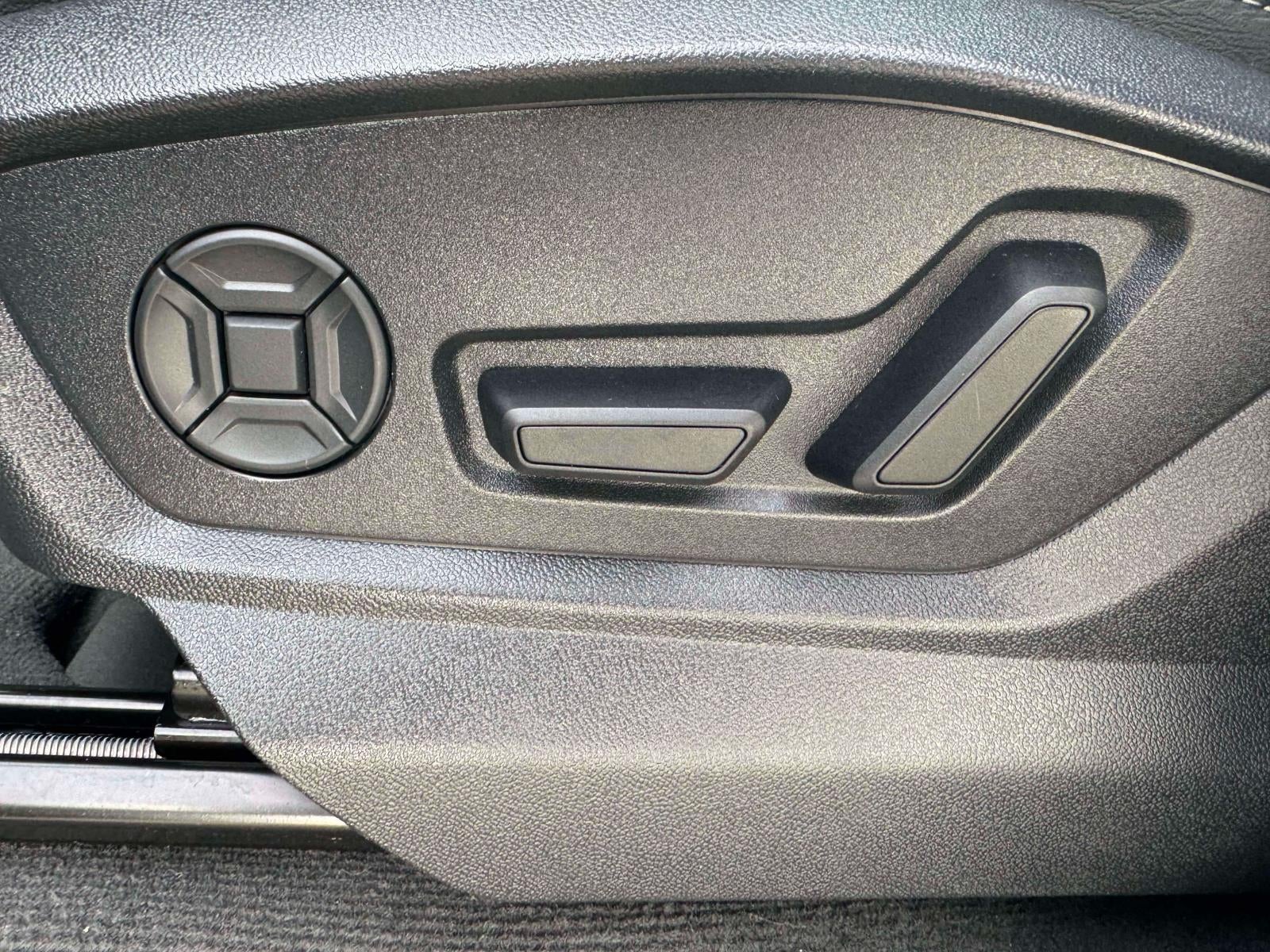 2025 Audi Q8 Premium Plus 55 TFSI quattro