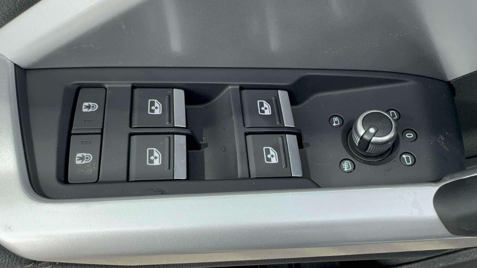 2025 Audi Q3 S line Premium 45 TFSI quattro