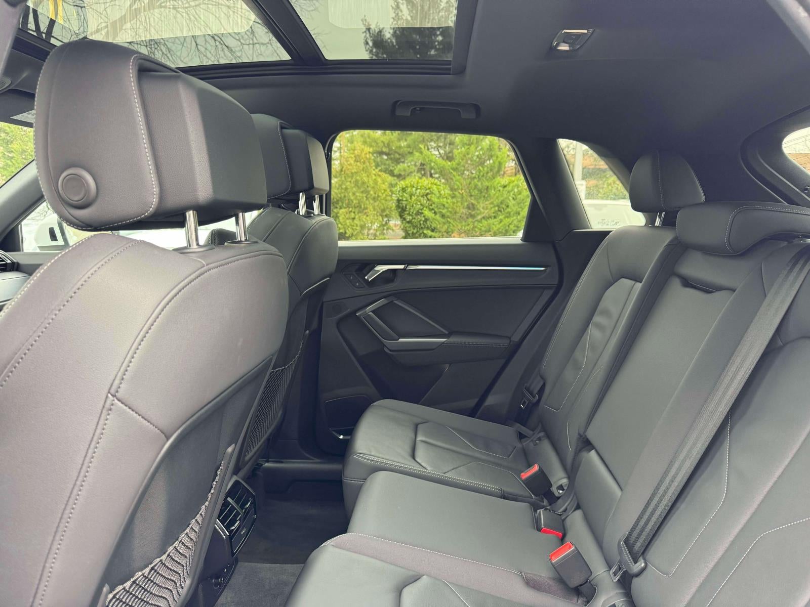 2019 Audi Q3 2.0 TFSI S line Prestige quattro