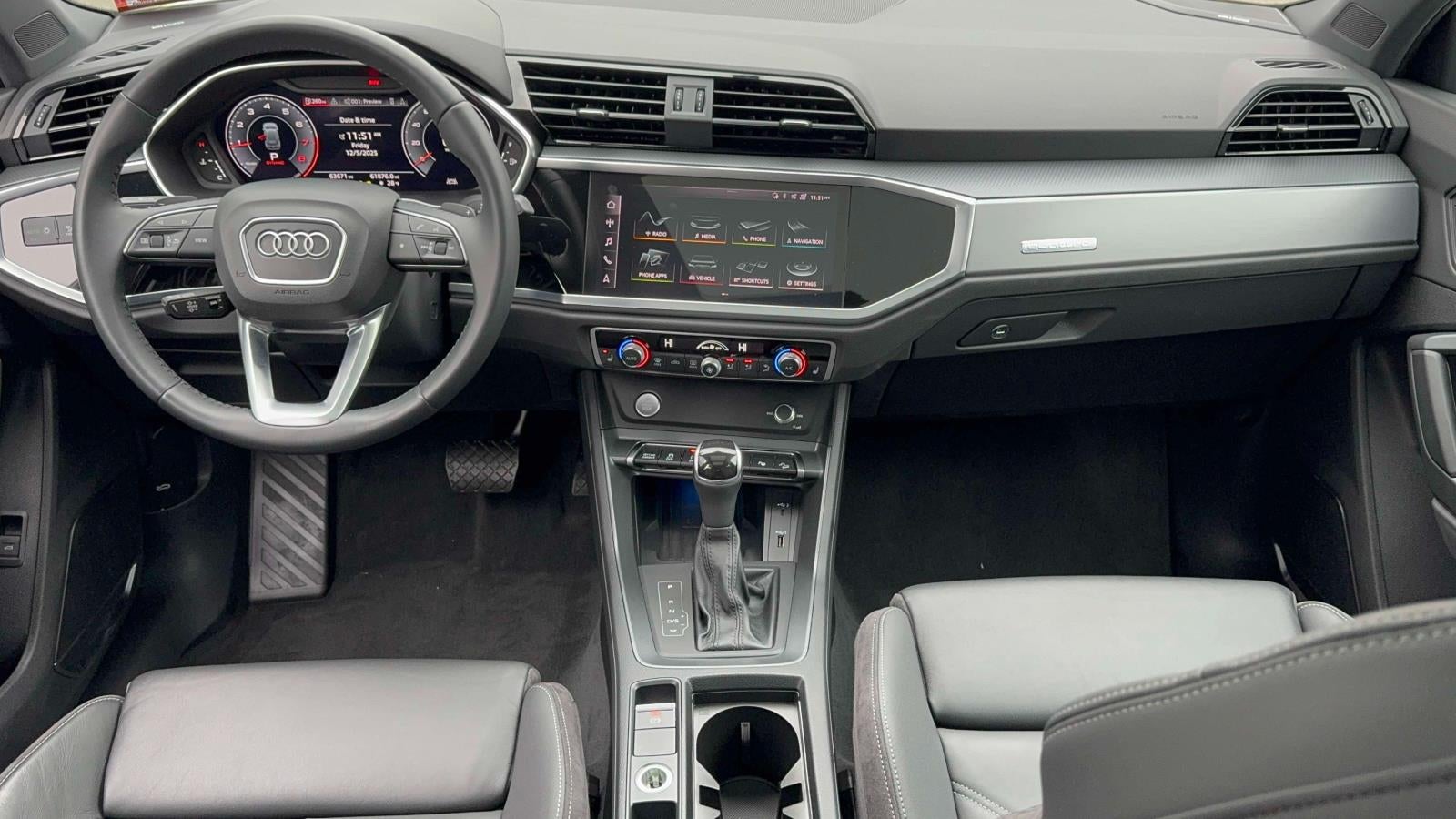 2019 Audi Q3 2.0 TFSI S line Prestige quattro