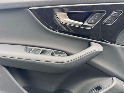 2025 Audi Q7 Premium Plus 55 TFSI quattro