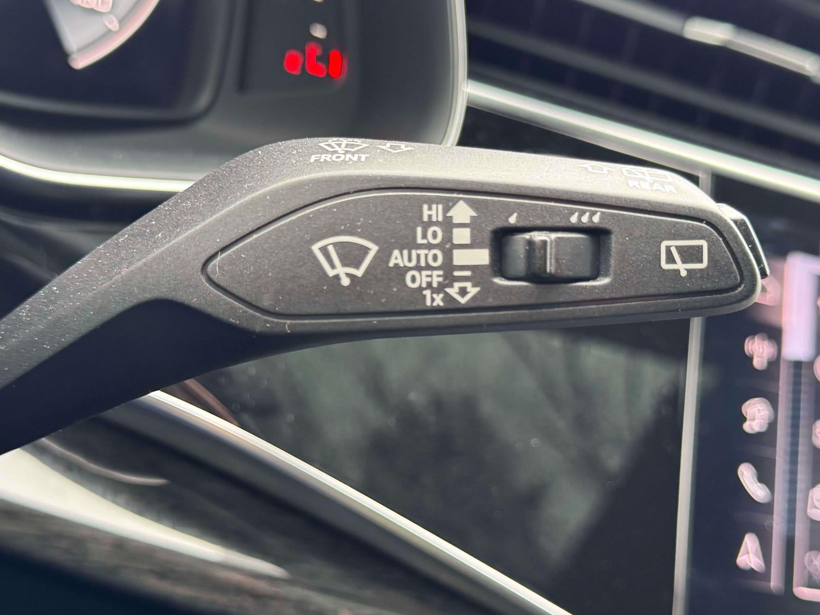 2025 Audi Q7 Premium Plus 55 TFSI quattro