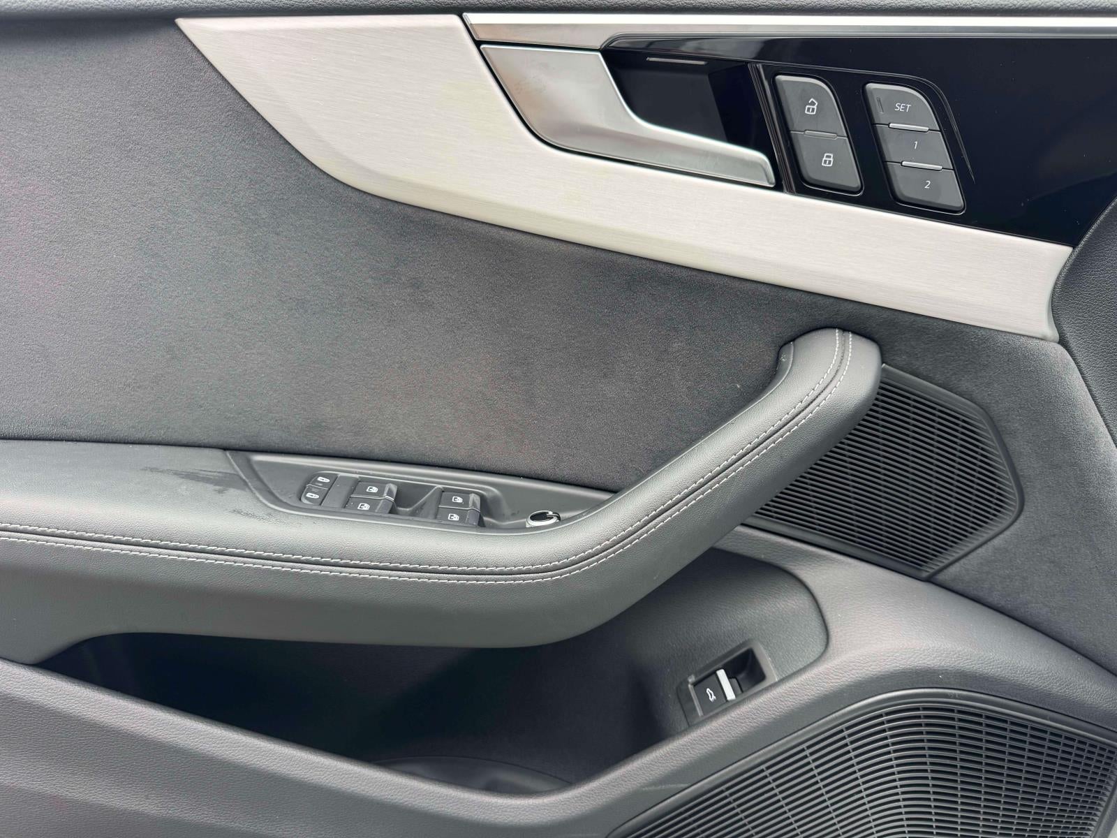 2022 Audi A4 Sedan S line Premium Plus 45 TFSI quattro