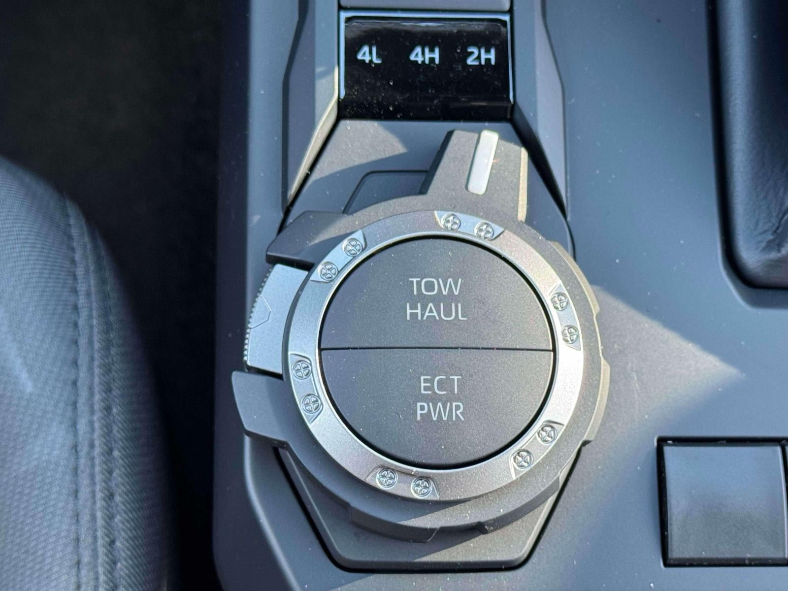 2026 Toyota Tacoma 4WD SR5