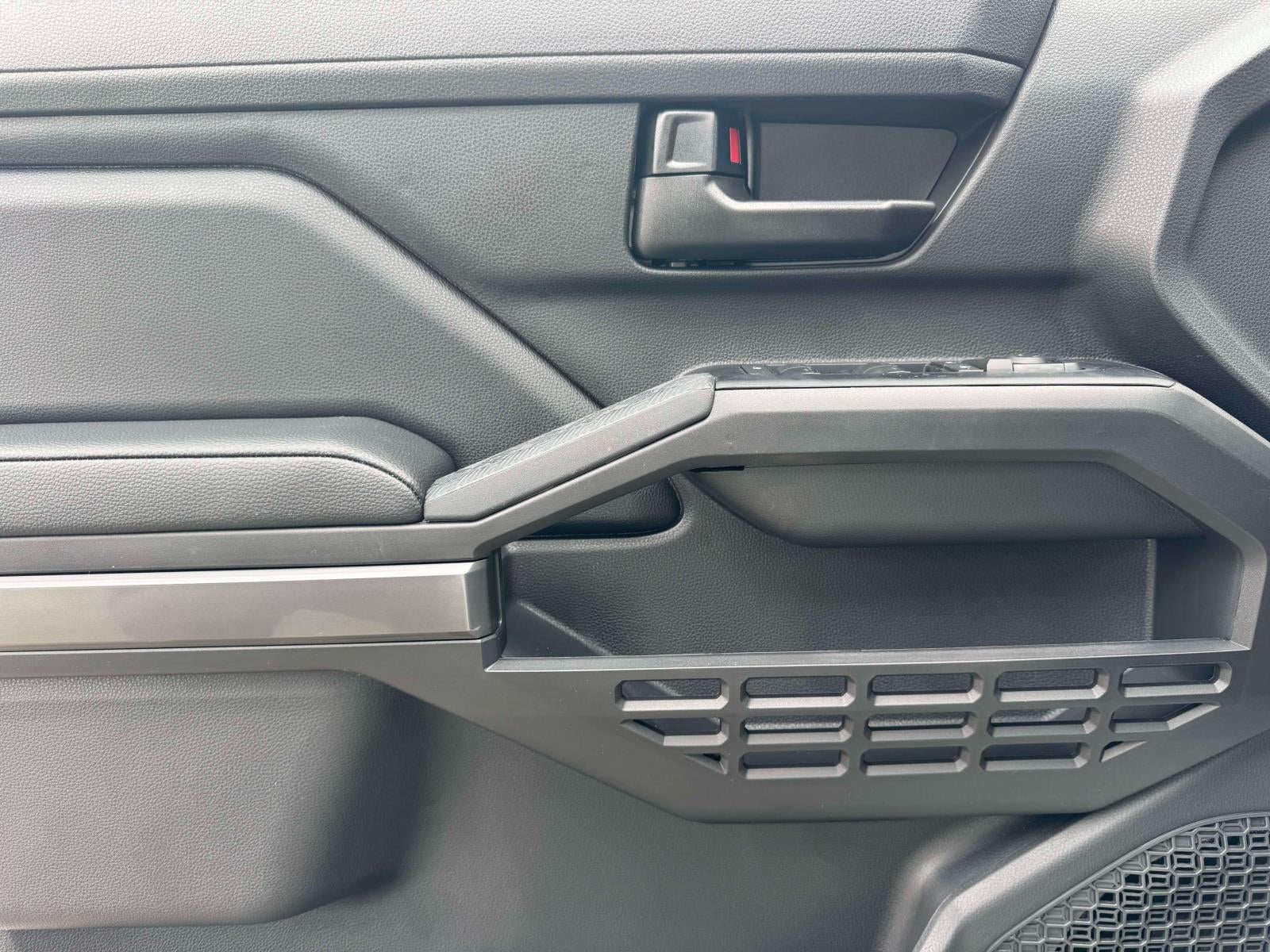 2026 Toyota Tacoma 4WD SR5