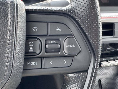 2026 Toyota Tacoma 4WD SR5 Double Cab 5' Bed AT (Natl)