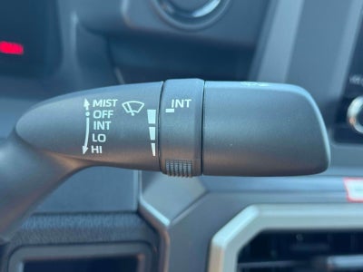 2026 Toyota Tacoma 4WD SR5 Double Cab 5' Bed AT (Natl)