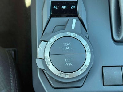 2026 Toyota Tacoma 4WD SR5 Double Cab 5' Bed AT (Natl)