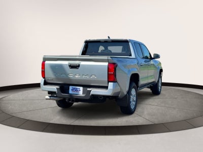 2026 Toyota Tacoma 4WD SR5 Double Cab 5' Bed AT (Natl)
