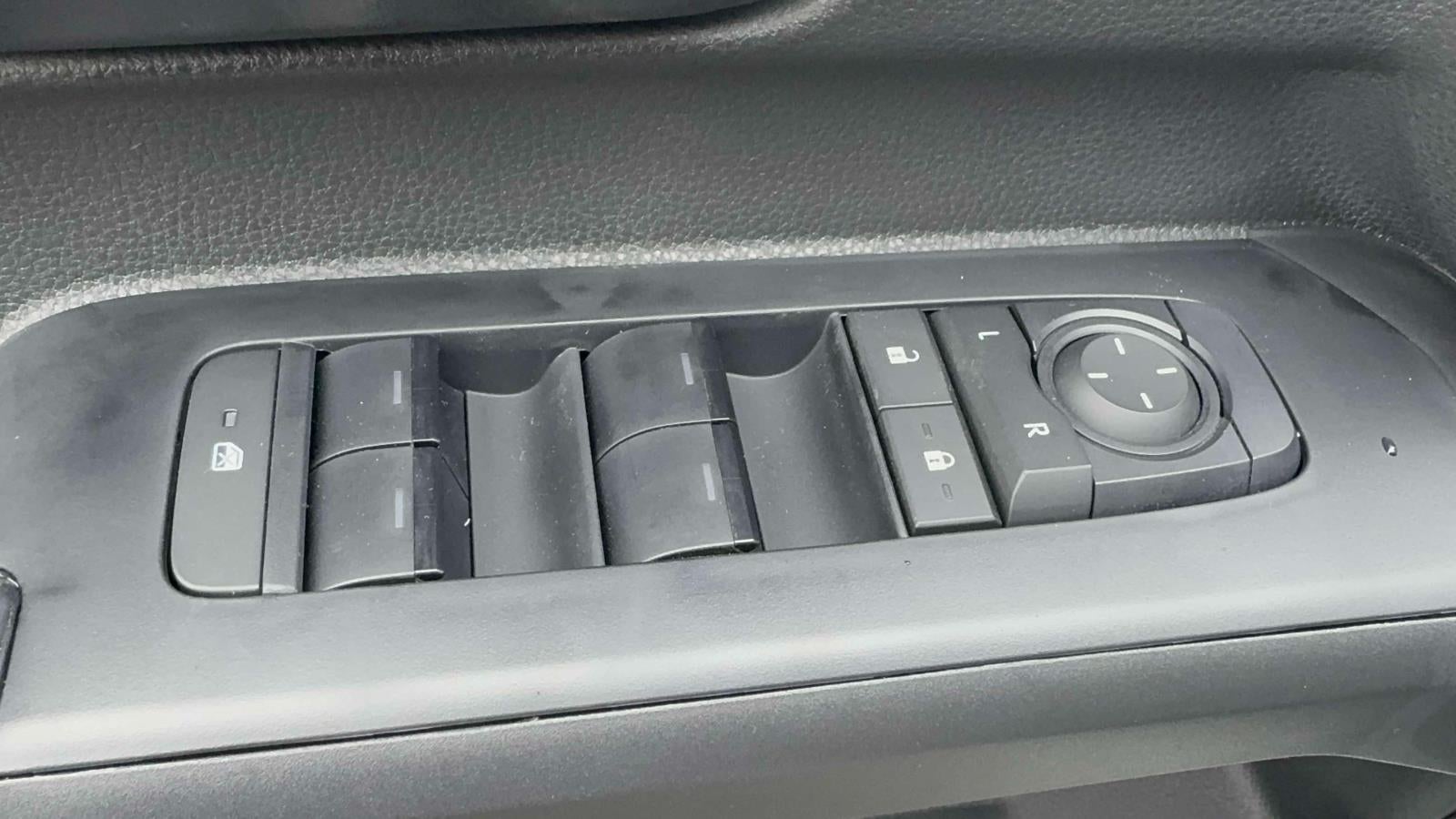 2026 Toyota Tacoma 4WD SR5