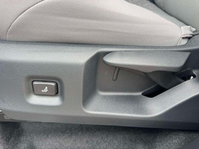 2026 Toyota Tacoma 4WD SR5 Double Cab 5' Bed AT (Natl)