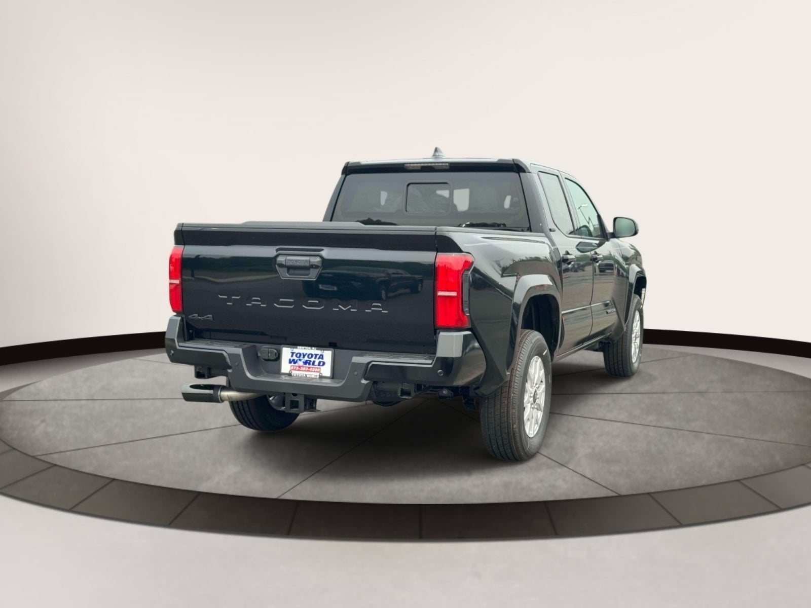 2026 Toyota Tacoma 4WD SR5 Double Cab 5' Bed AT (Natl)
