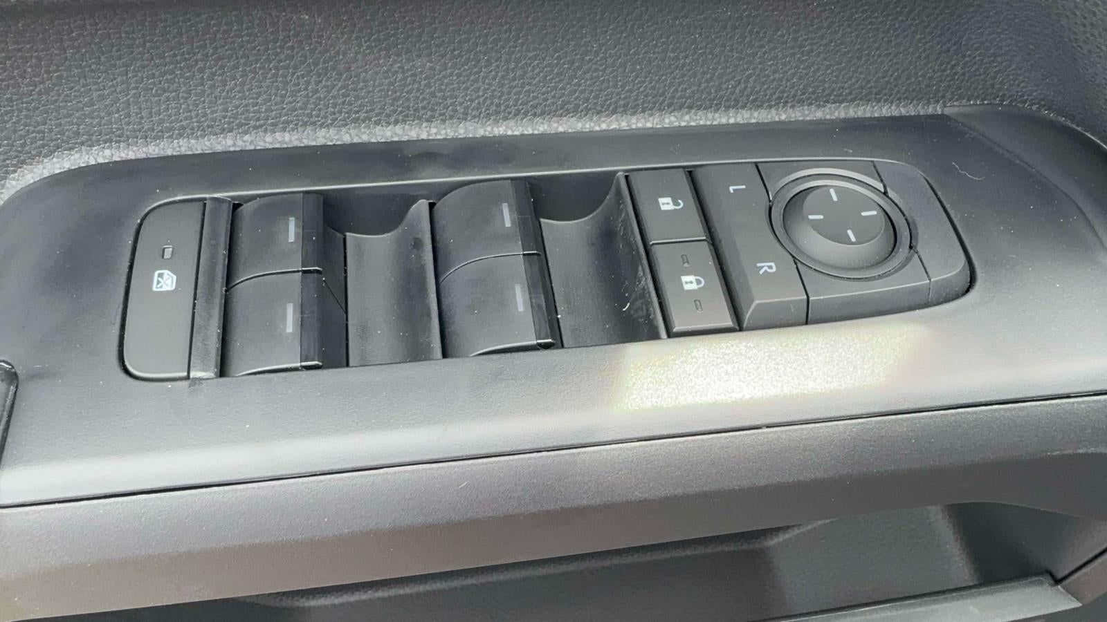 2026 Toyota Tacoma 4WD SR5