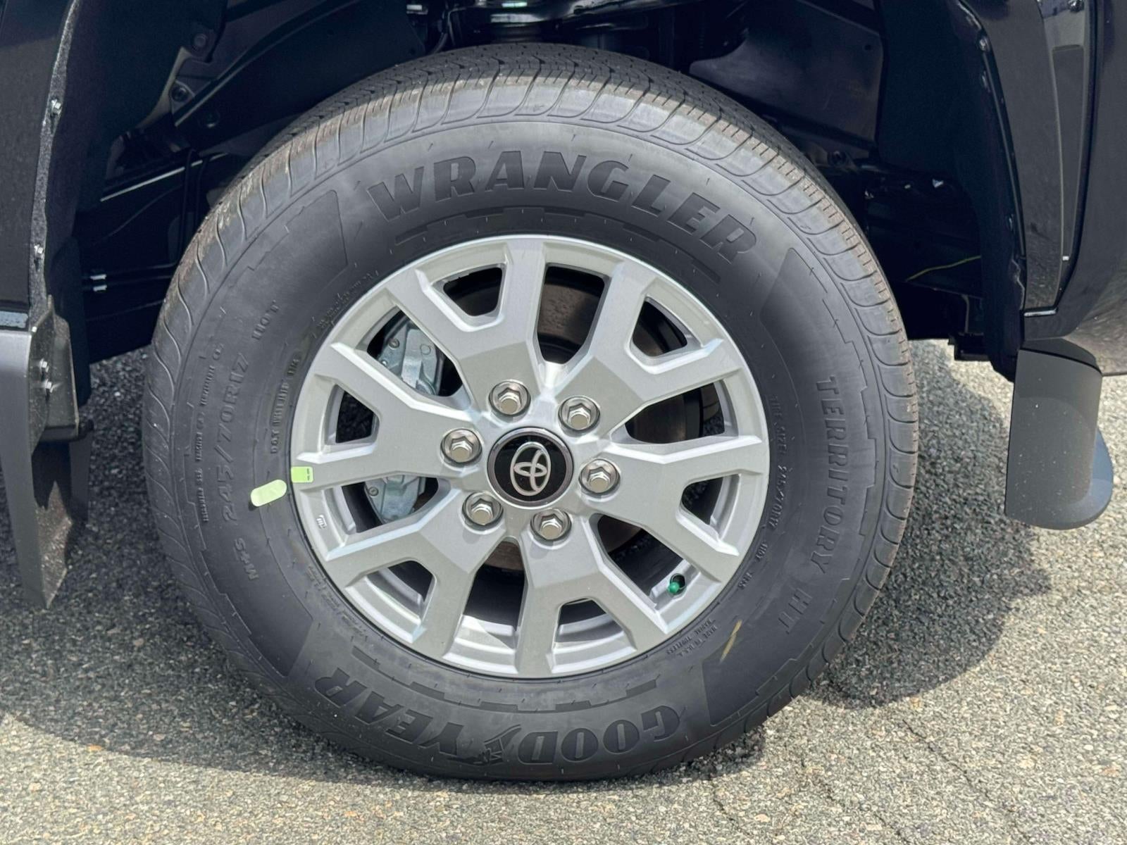 2026 Toyota Tacoma 4WD SR5