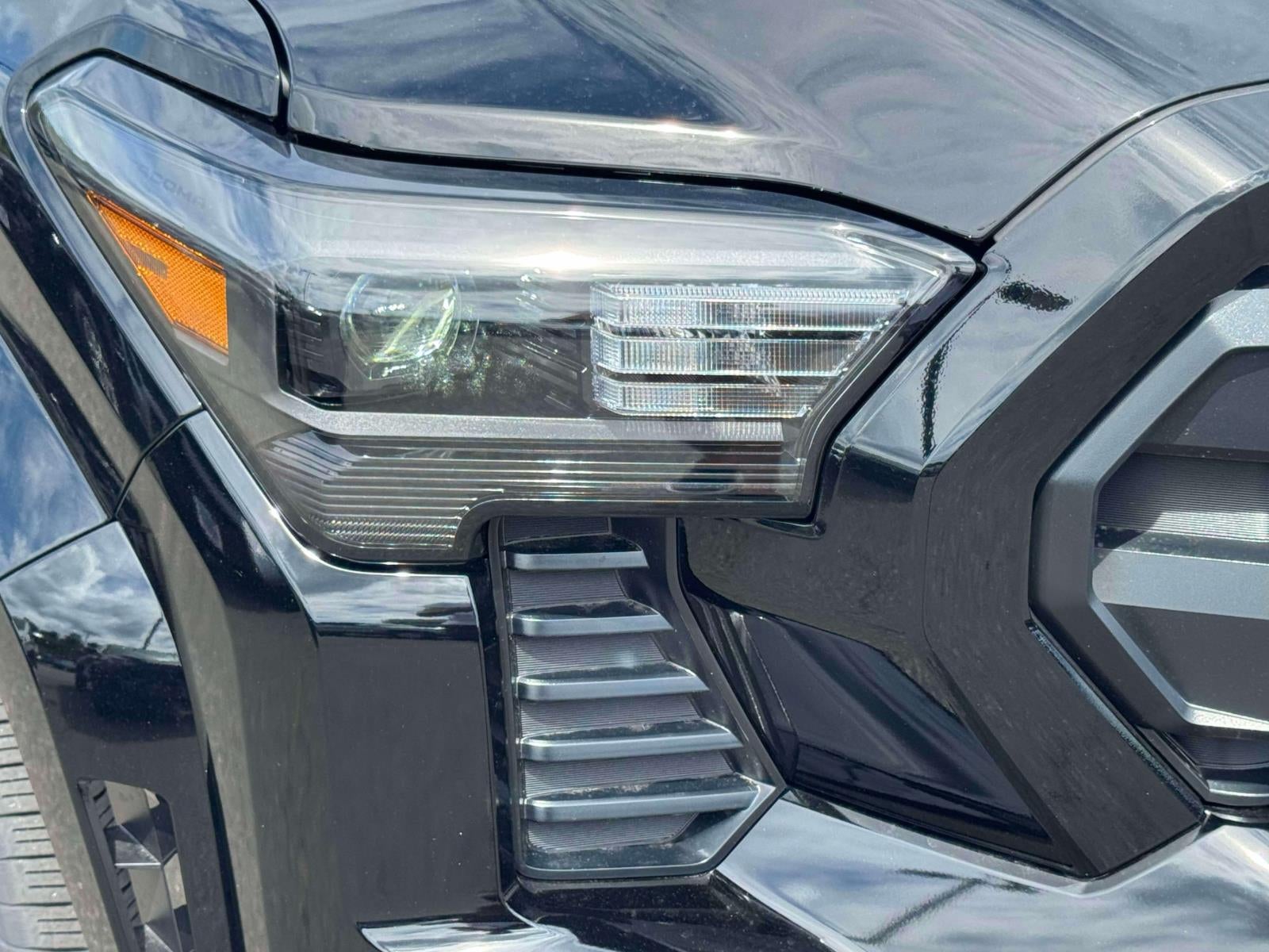 2026 Toyota Tacoma 4WD SR5