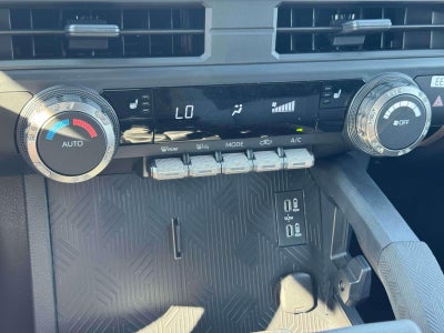 2026 Toyota Tacoma 4WD TRD Sport Double Cab 5' Bed AT (Natl)