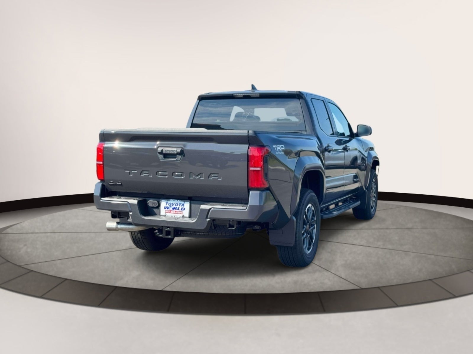 2026 Toyota Tacoma 4WD TRD Sport Double Cab 5' Bed AT (Natl)