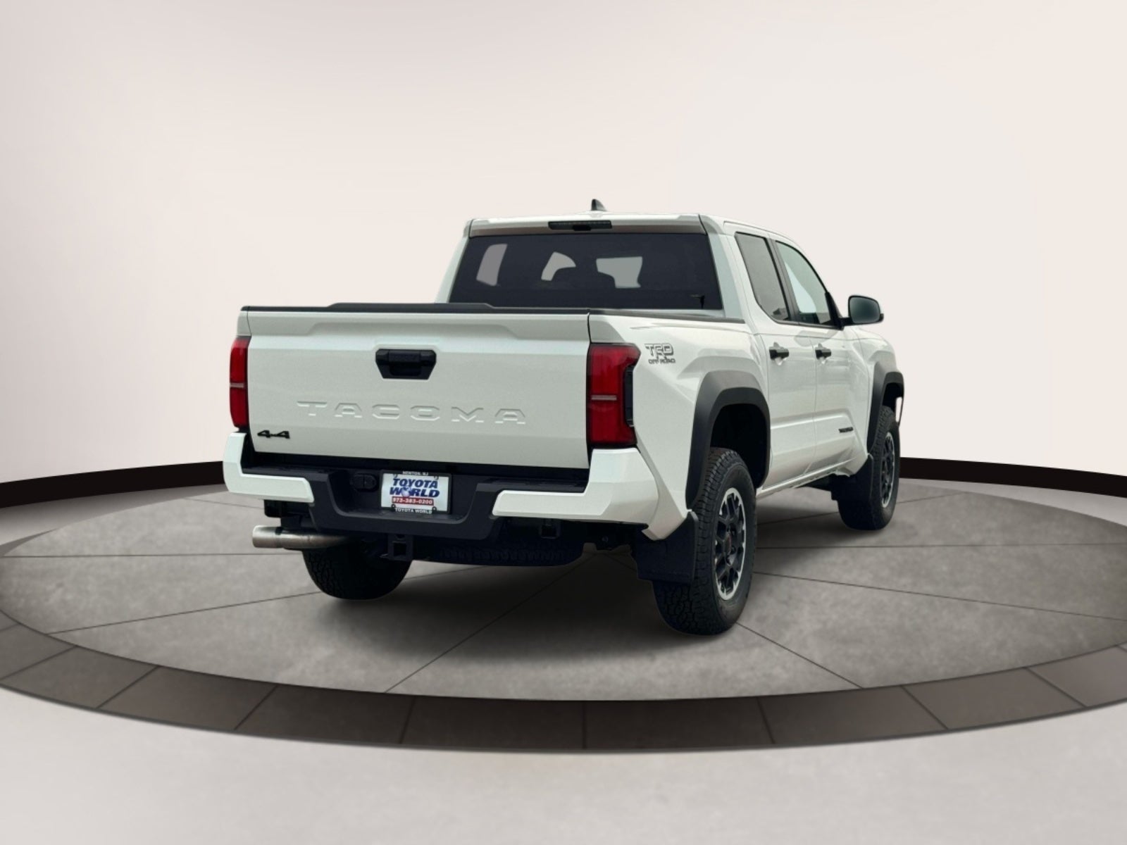 2026 Toyota Tacoma 4WD TRD Off Road Double Cab 5' Bed AT (Natl)