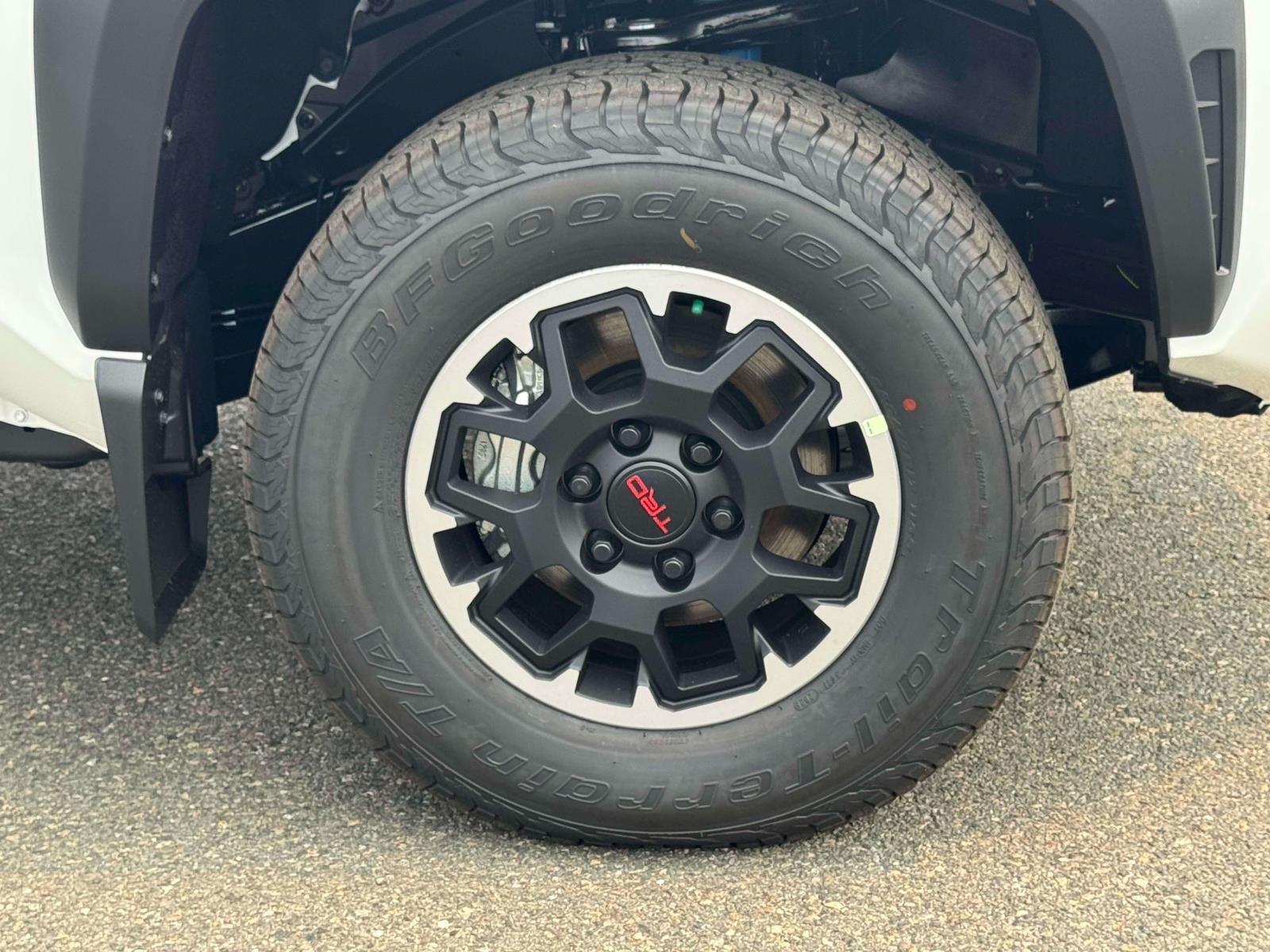 2026 Toyota Tacoma 4WD TRD Off Road Double Cab 5' Bed AT (Natl)