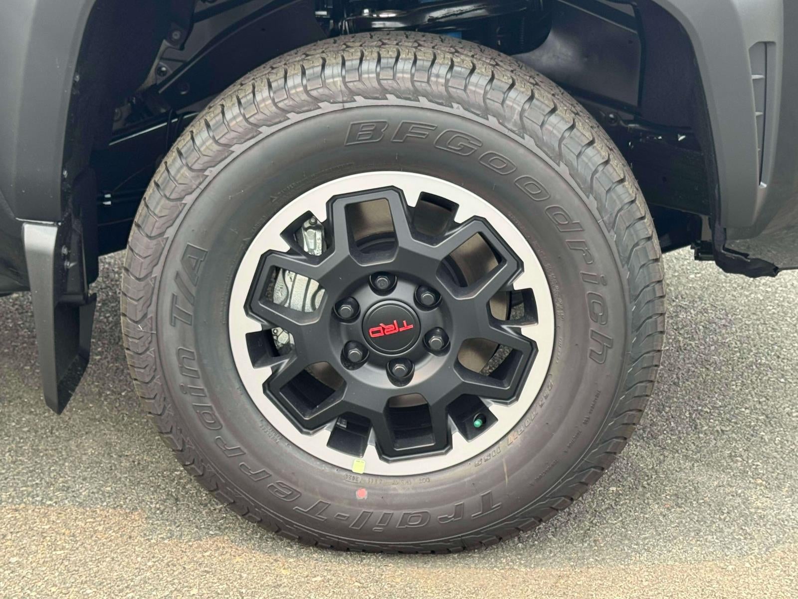 2026 Toyota Tacoma 4WD TRD Off Road Double Cab 5' Bed AT (Natl)