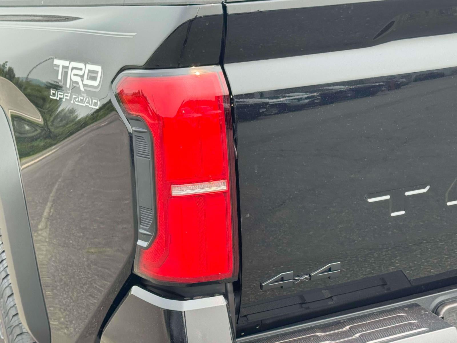 2026 Toyota Tacoma 4WD TRD Off Road Double Cab 5' Bed AT (Natl)
