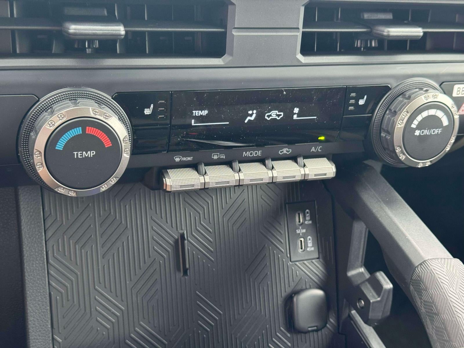 2026 Toyota Tacoma 4WD SR5