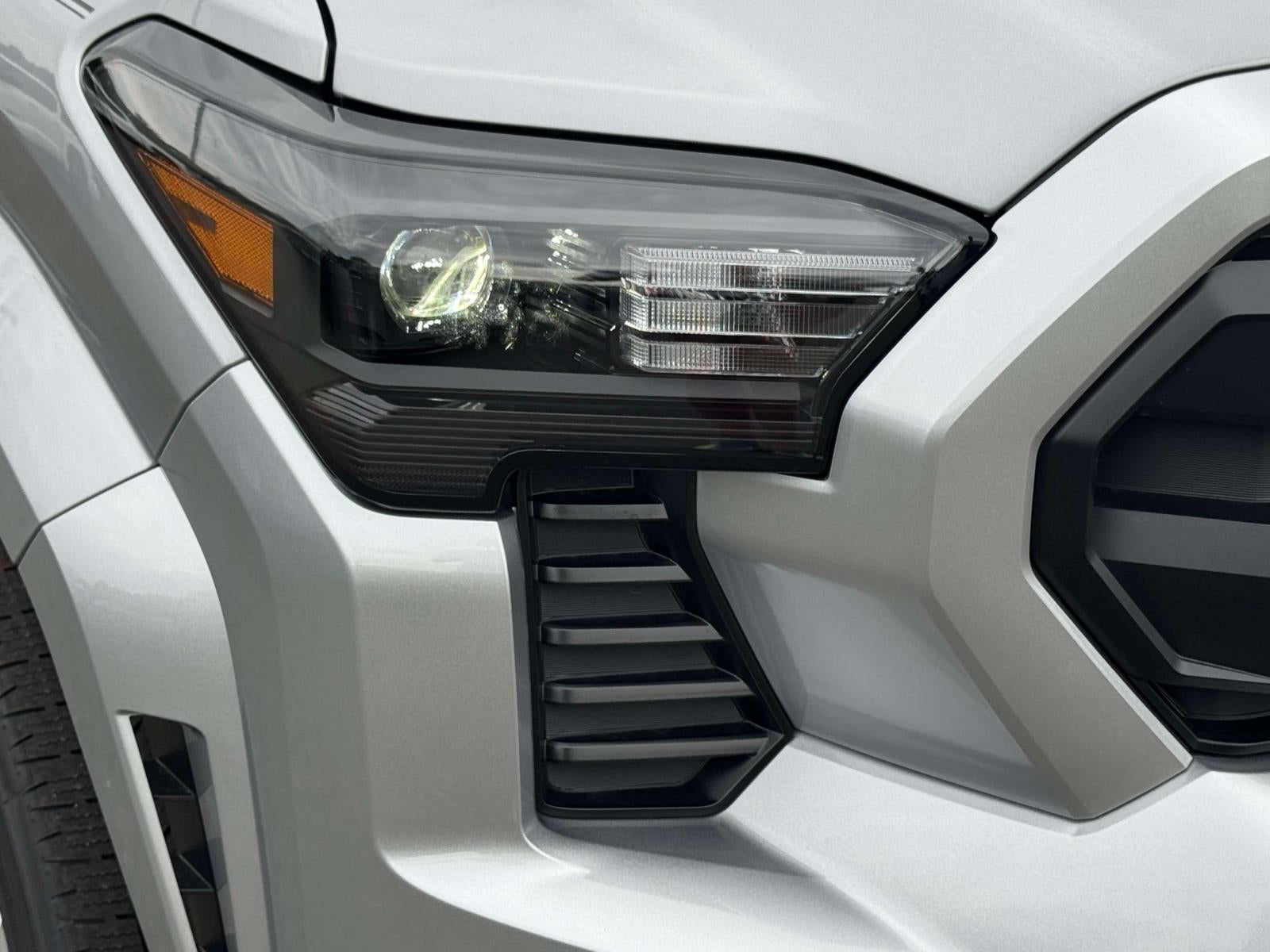 2026 Toyota Tacoma 4WD SR5