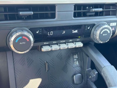2026 Toyota Tacoma 4WD TRD Sport Double Cab 5' Bed AT (Natl)