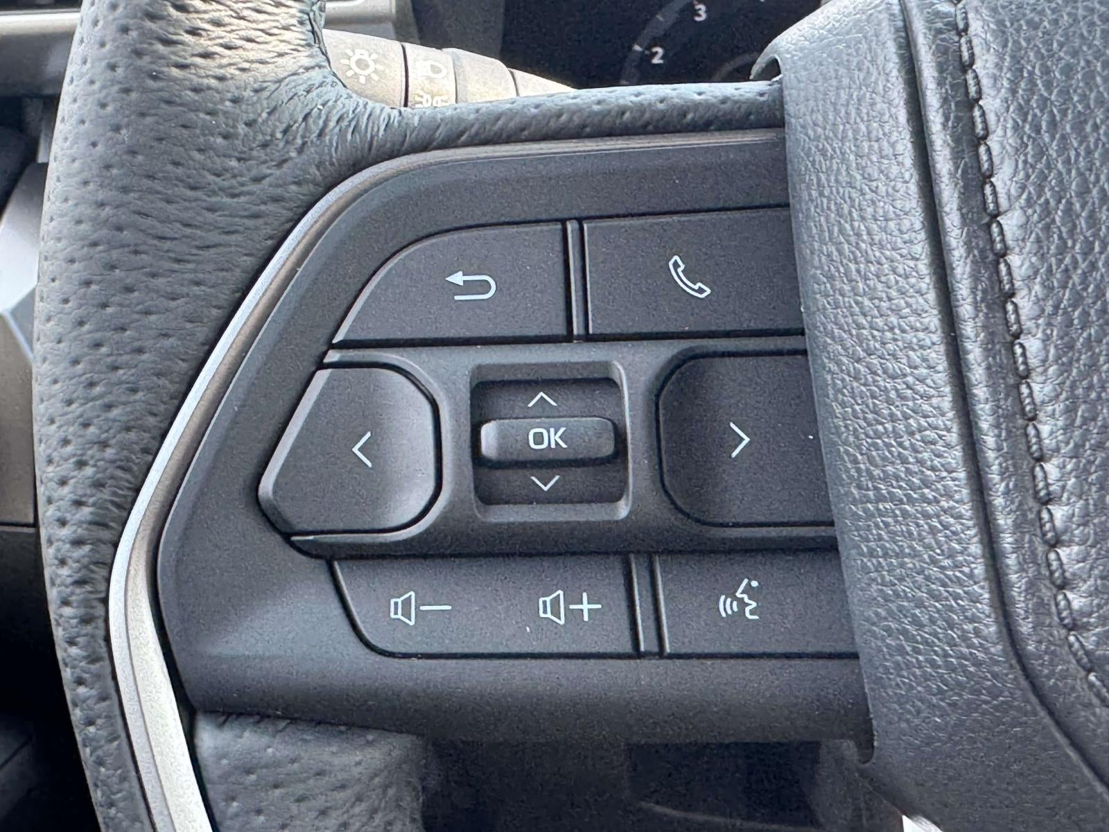 2026 Toyota Tacoma 4WD TRD Off Road Double Cab 5' Bed AT (Natl)