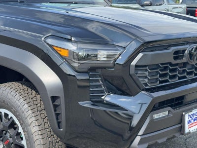 2026 Toyota Tacoma 4WD TRD Off Road Double Cab 5' Bed AT (Natl)
