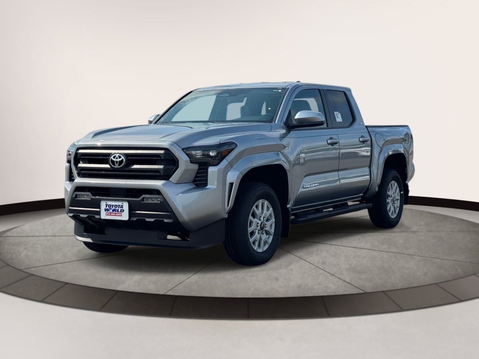 2026 Toyota Tacoma 4WD SR5 Double Cab 5' Bed AT (Natl)
