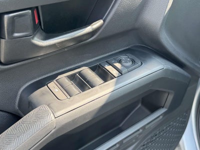 2026 Toyota Tacoma 4WD SR5 Double Cab 5' Bed AT (Natl)