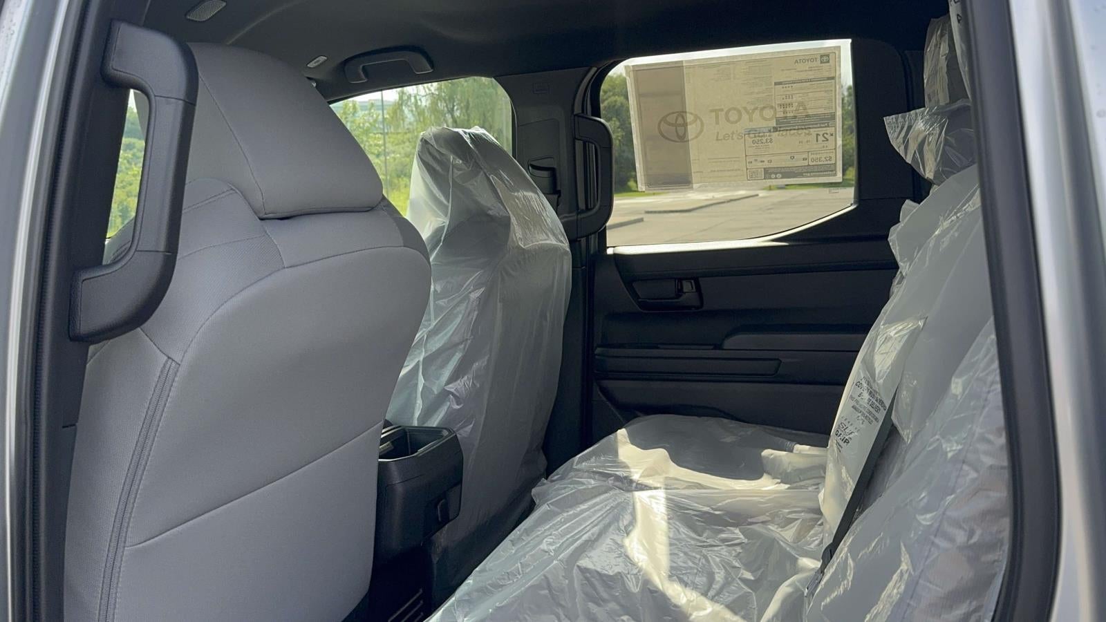 2026 Toyota Tacoma 4WD SR5 Double Cab 5' Bed AT (Natl)
