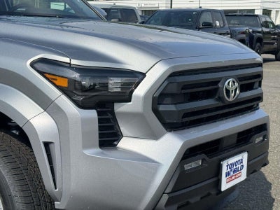 2026 Toyota Tacoma 4WD SR5 Double Cab 5' Bed AT (Natl)