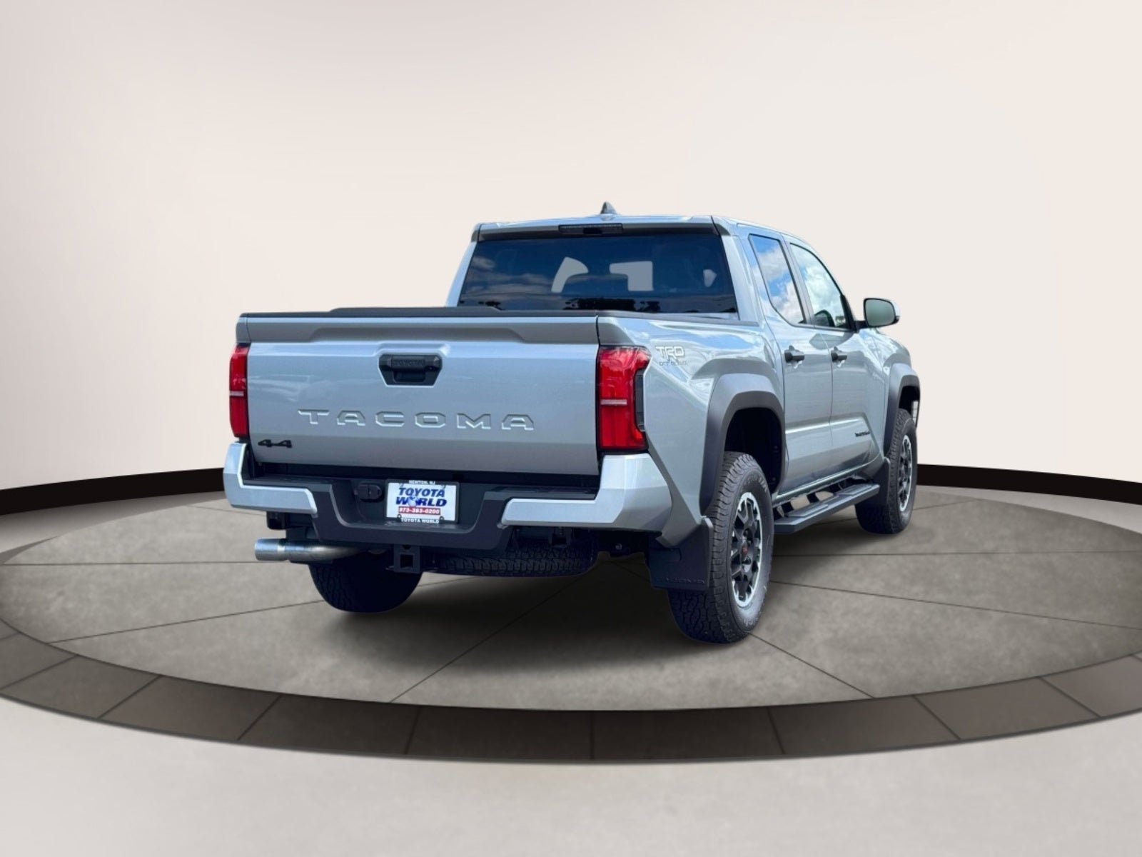 2026 Toyota Tacoma 4WD TRD Off Road Double Cab 5' Bed AT (Natl)